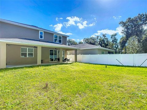 A home in DELAND