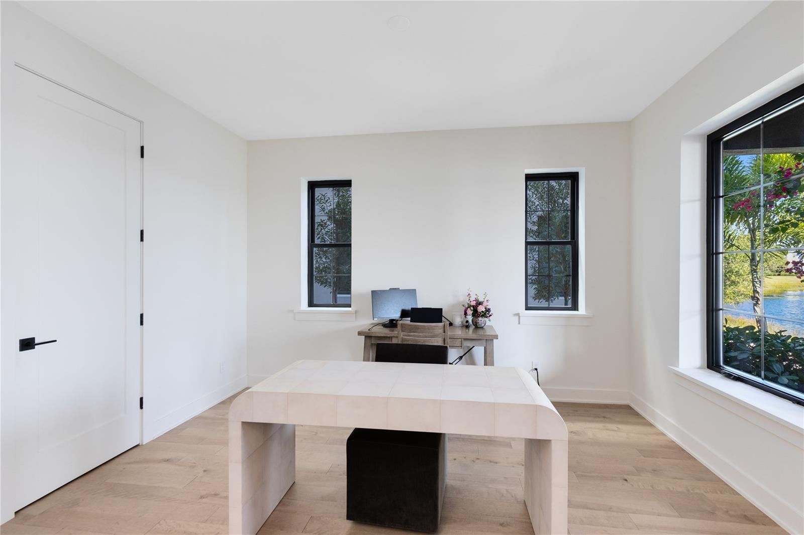 LAUREATE PARK - Residential