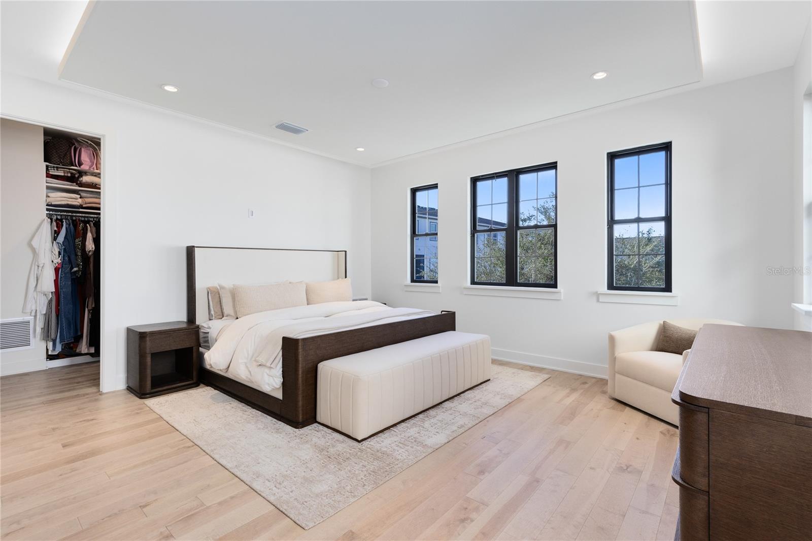 LAUREATE PARK - Residential