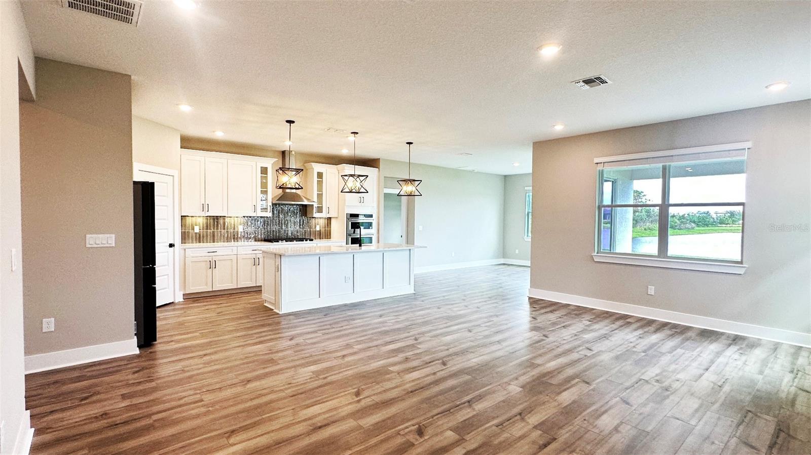 3619 SAVANNA PALMS COURT