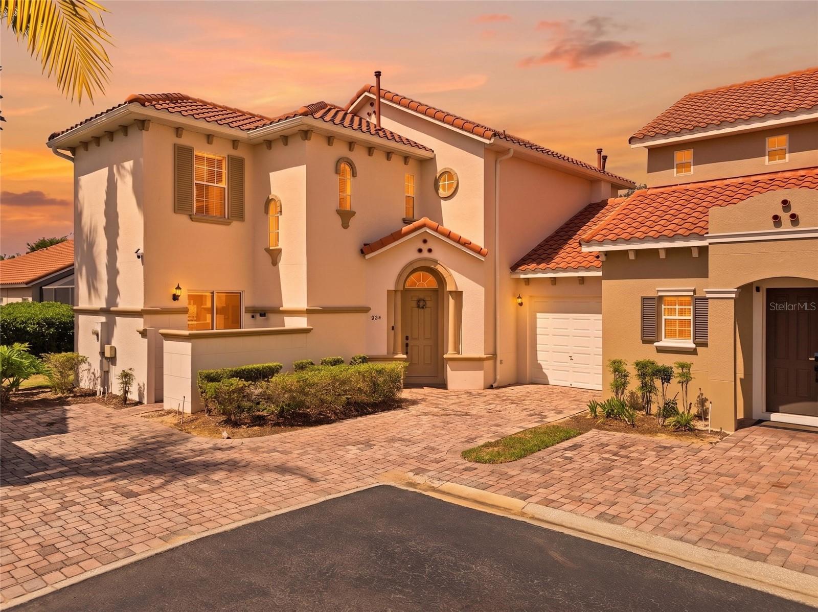 TUSCAN HILLS - Residential