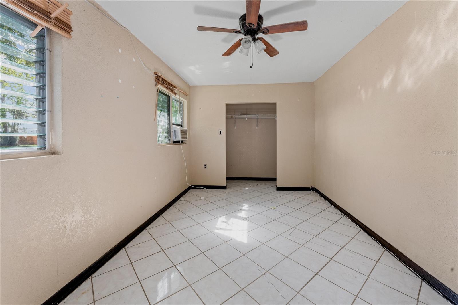 ORLANDO ACRES FIRST ADD - Residential