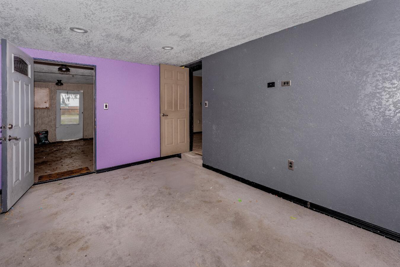 ORLANDO ACRES FIRST ADD - Residential