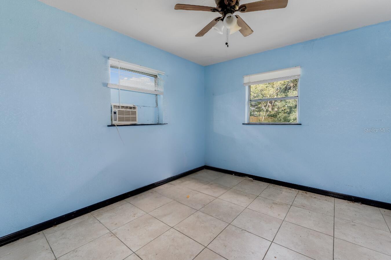 ORLANDO ACRES FIRST ADD - Residential