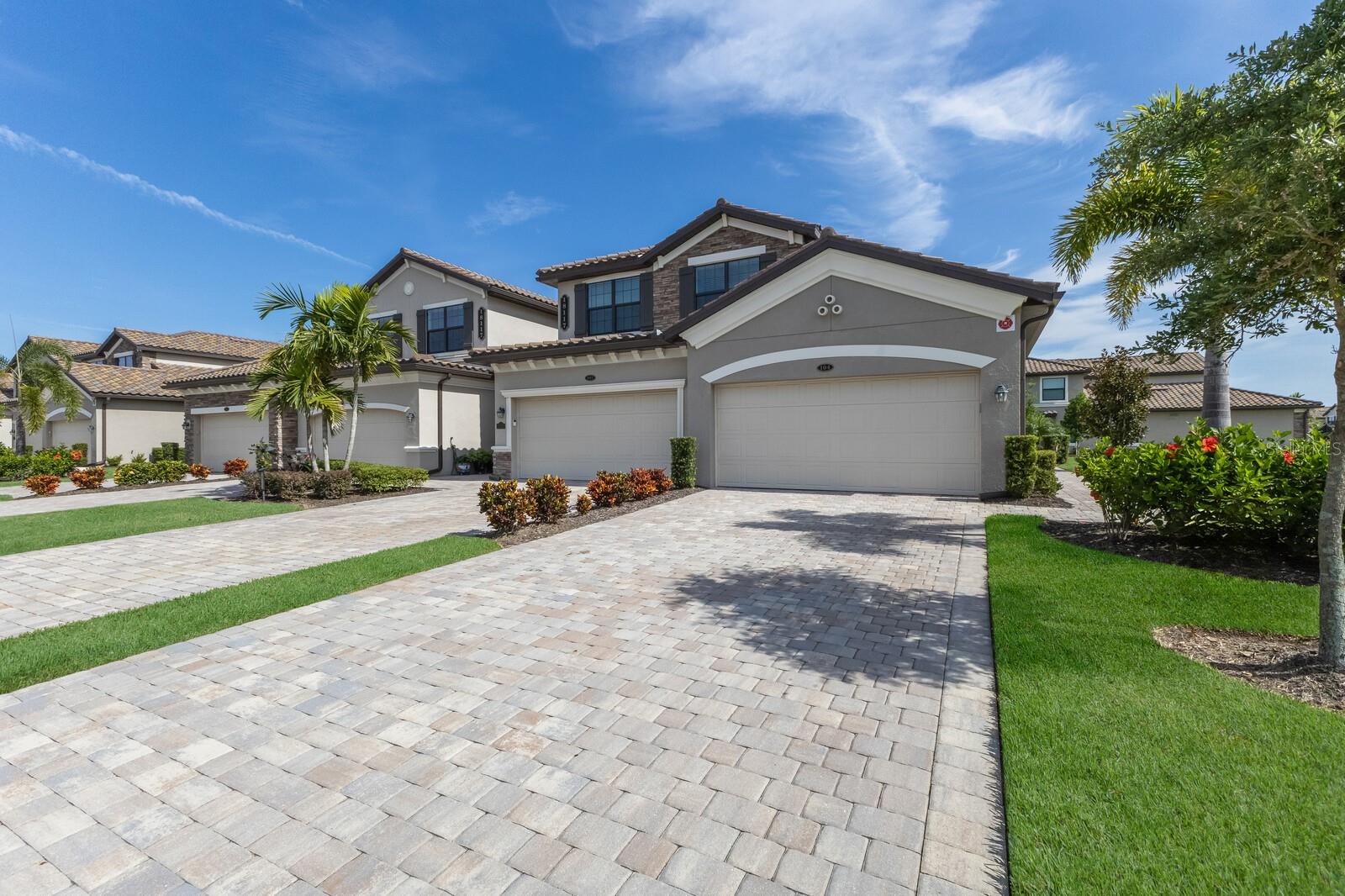 LAKEWOOD NATIONAL - Residential Lease