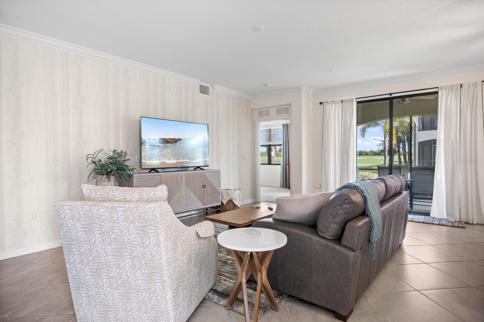 LAKEWOOD NATIONAL - Residential Lease