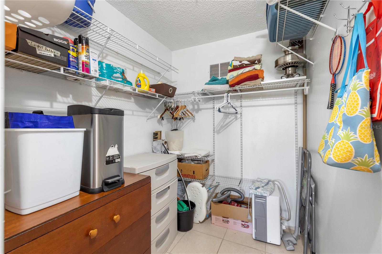 VILLAS DE GOLF CONDO - Residential