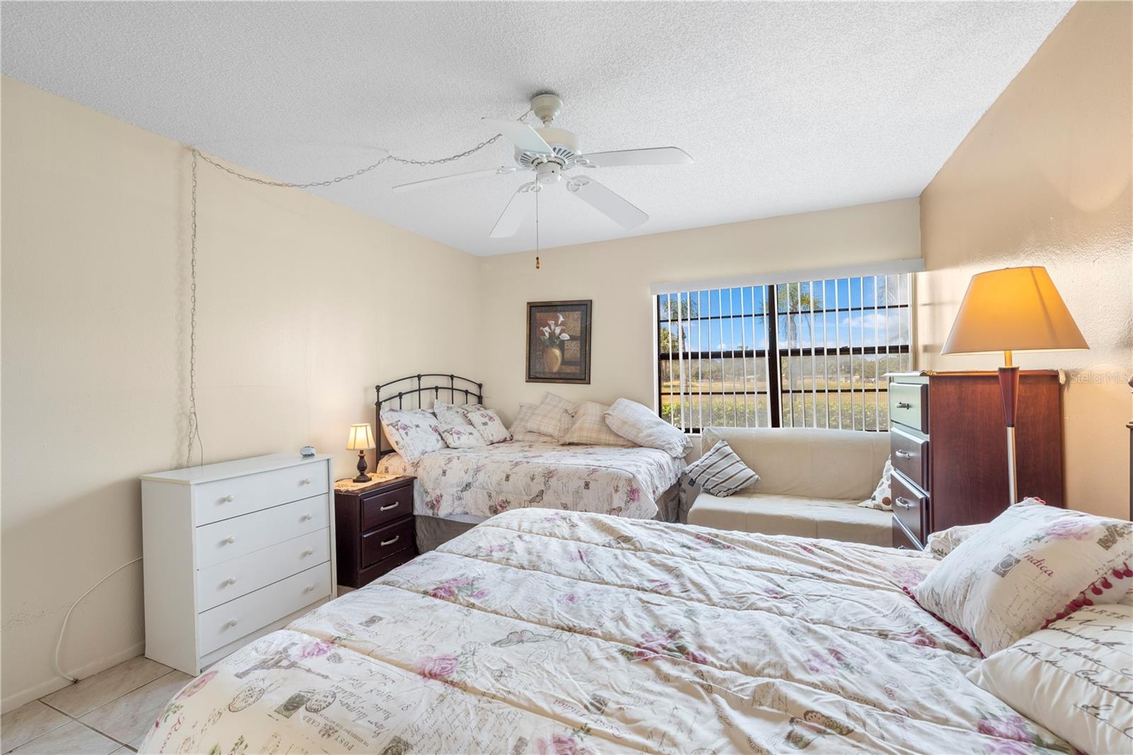 VILLAS DE GOLF CONDO - Residential