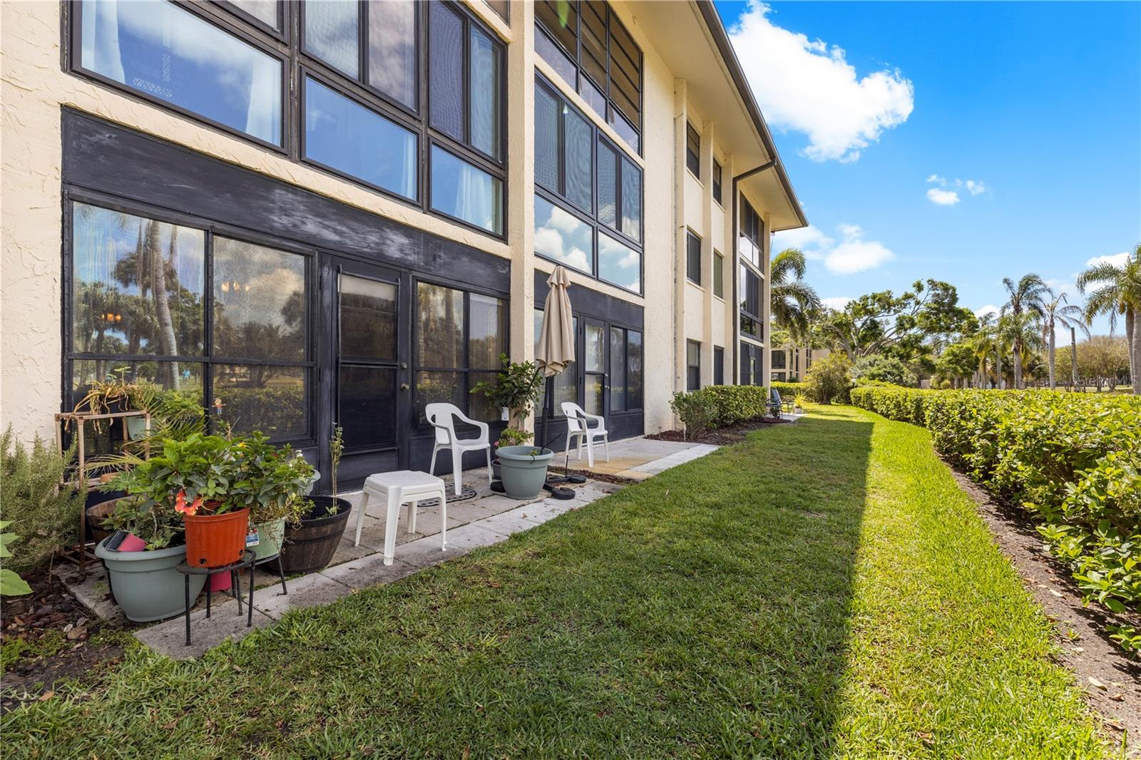 VILLAS DE GOLF CONDO - Residential