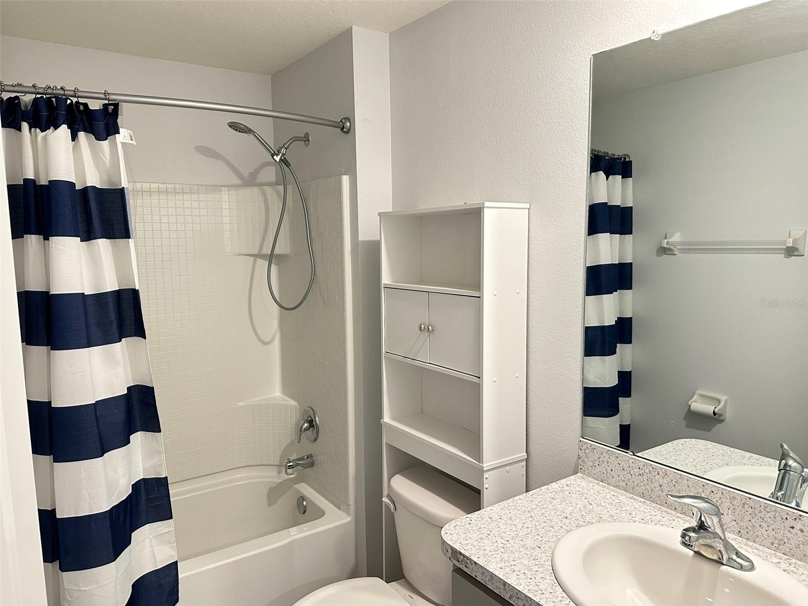 TRIUMPH SOUTH PH 1 - Residential