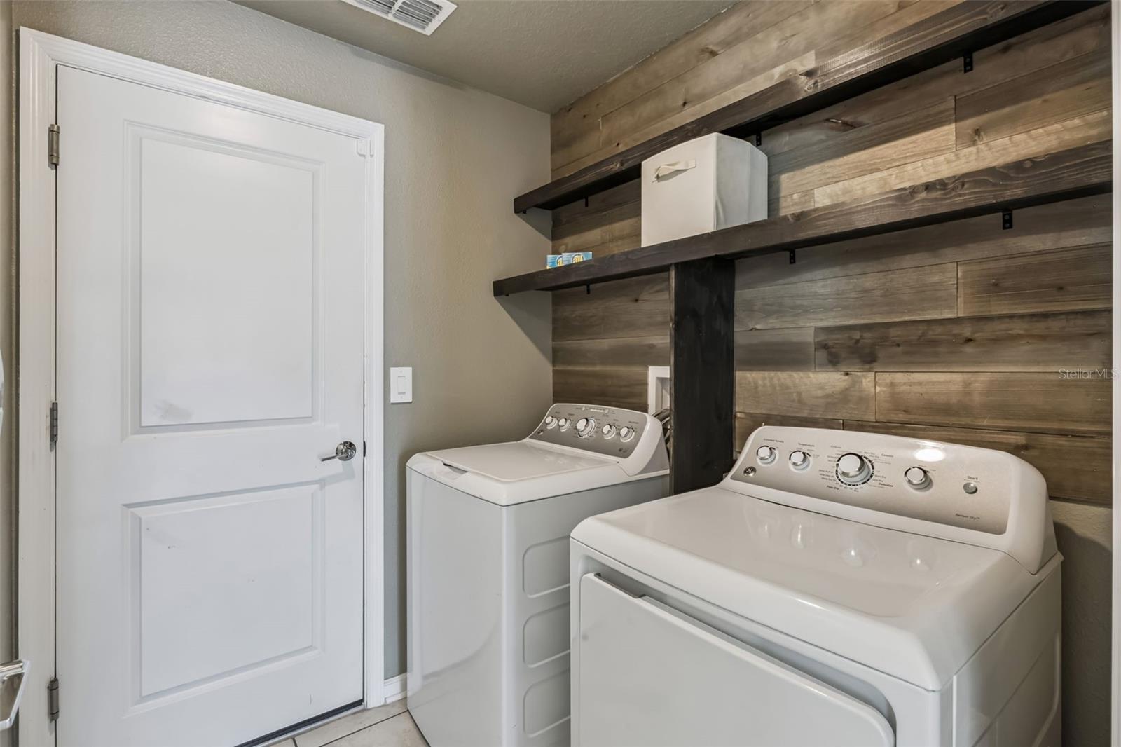 TRINITY LAKES PH 1 & 2 - Residential