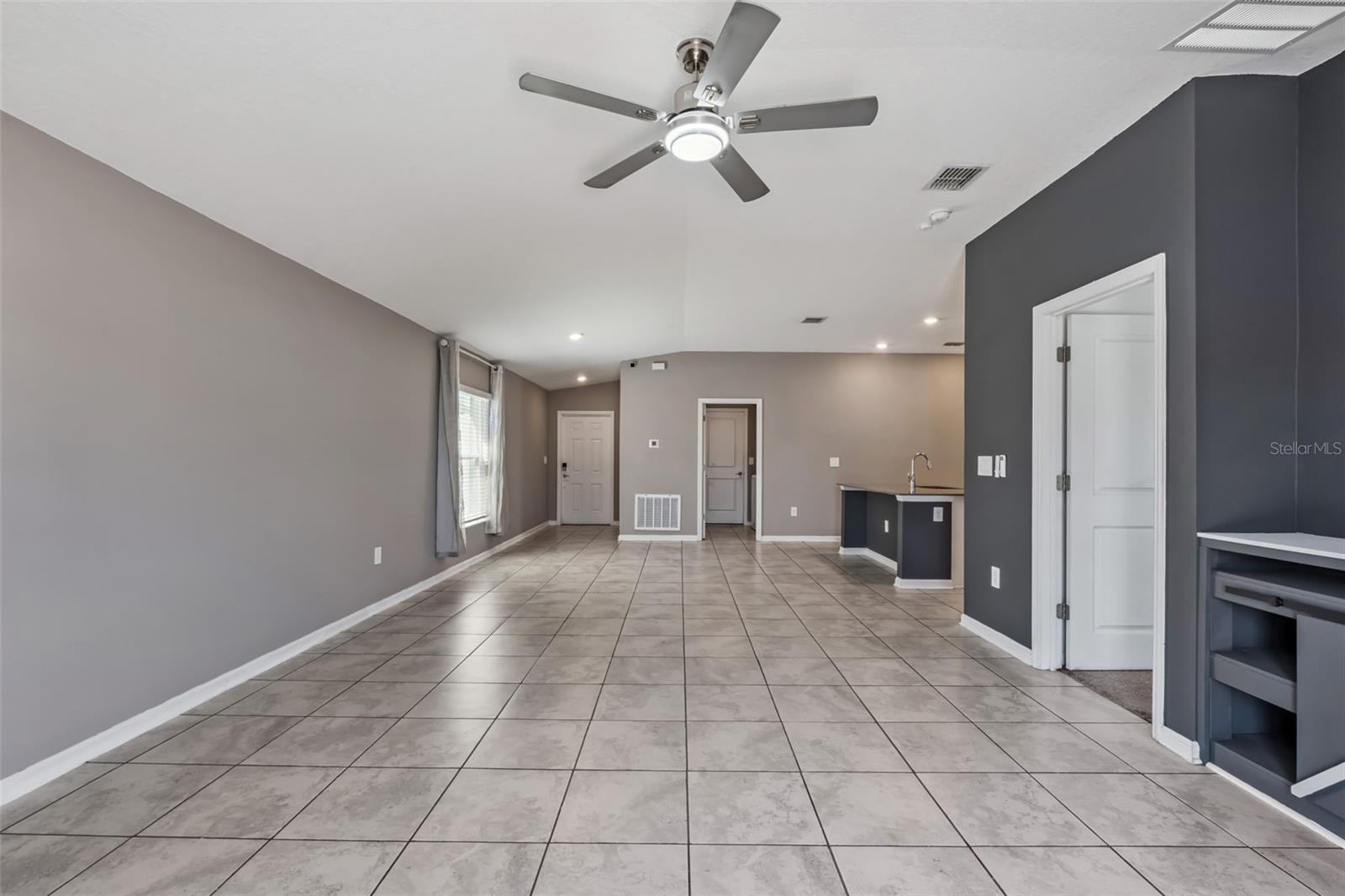 TRINITY LAKES PH 1 & 2 - Residential