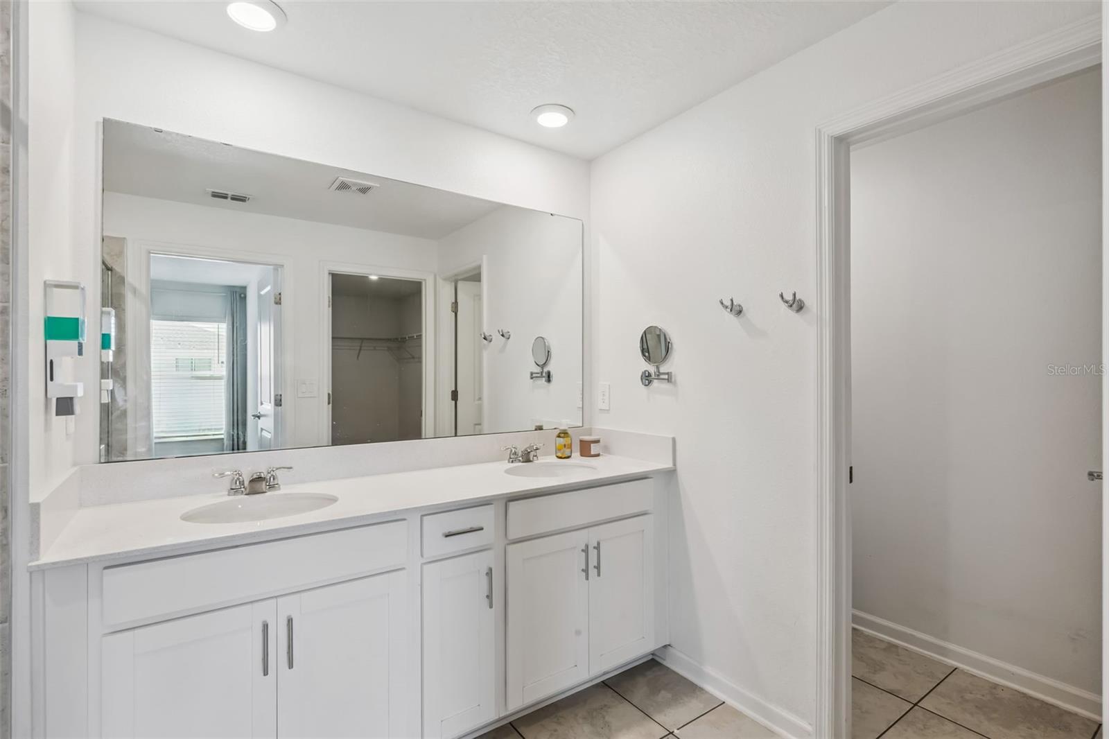 TRINITY LAKES PH 1 & 2 - Residential