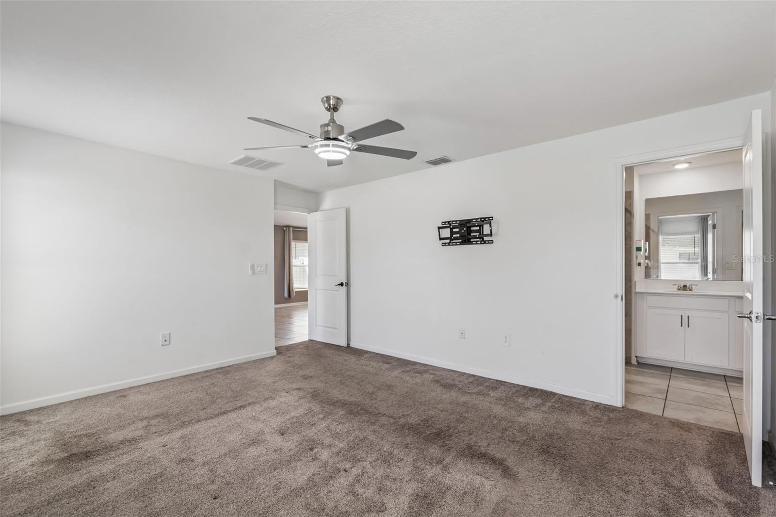 TRINITY LAKES PH 1 & 2 - Residential