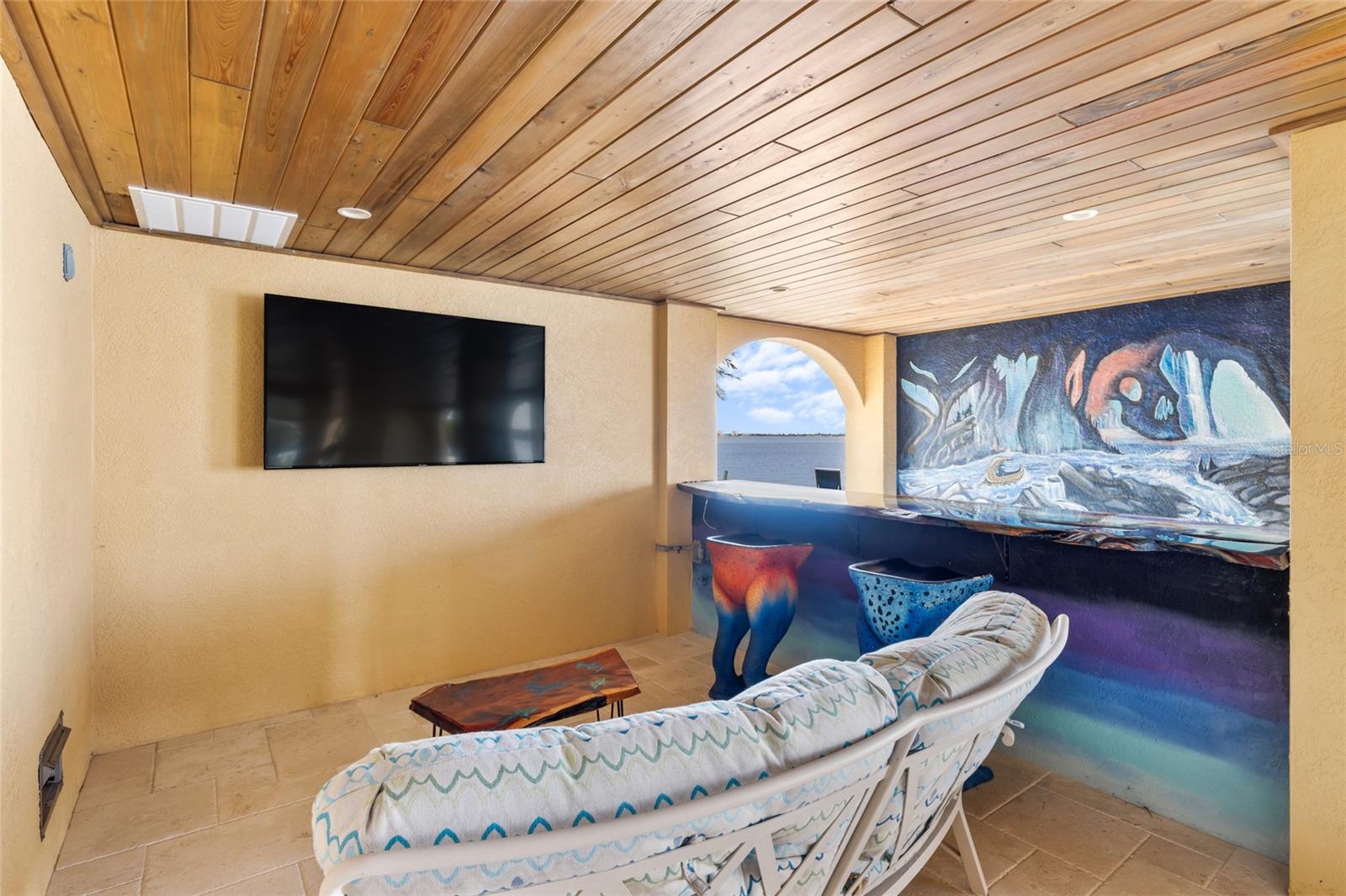 SAPPHIRE SHORES - Residential