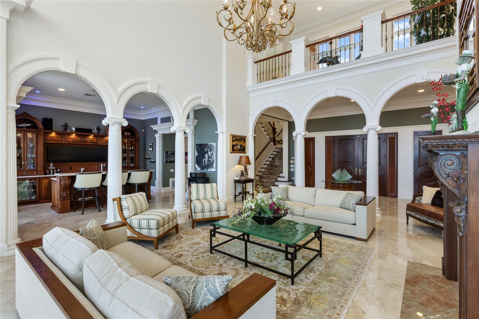 SAPPHIRE SHORES - Residential