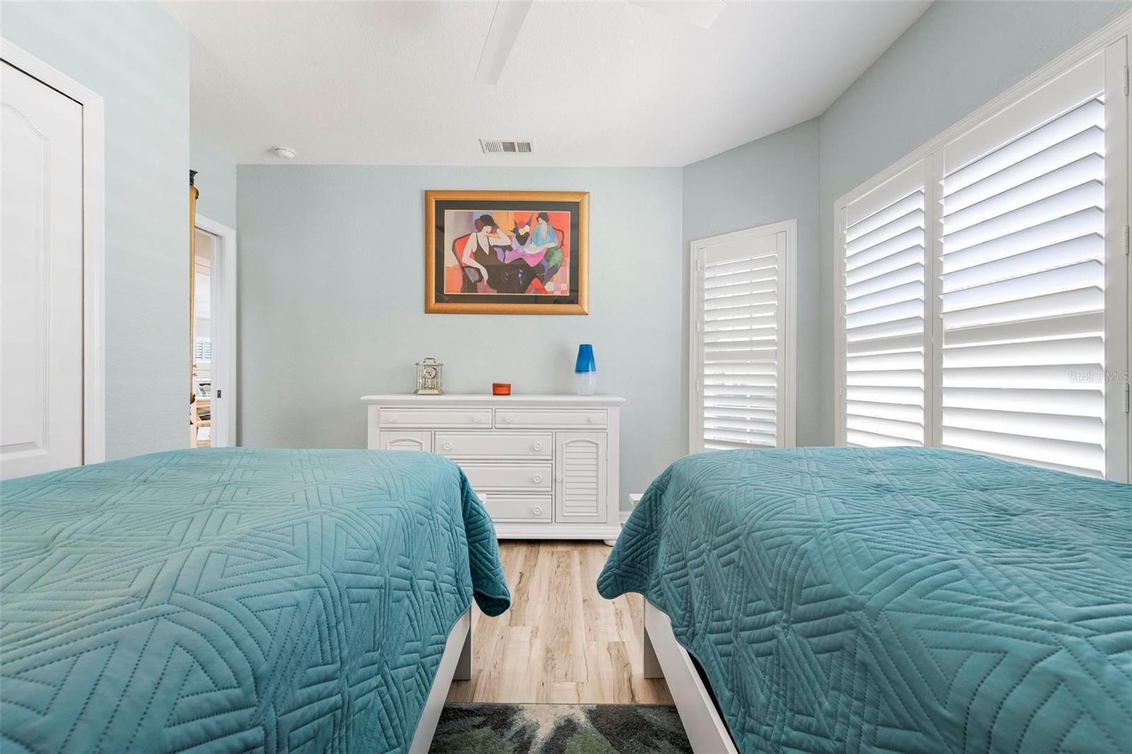 VISTA DEL LAGO - Residential