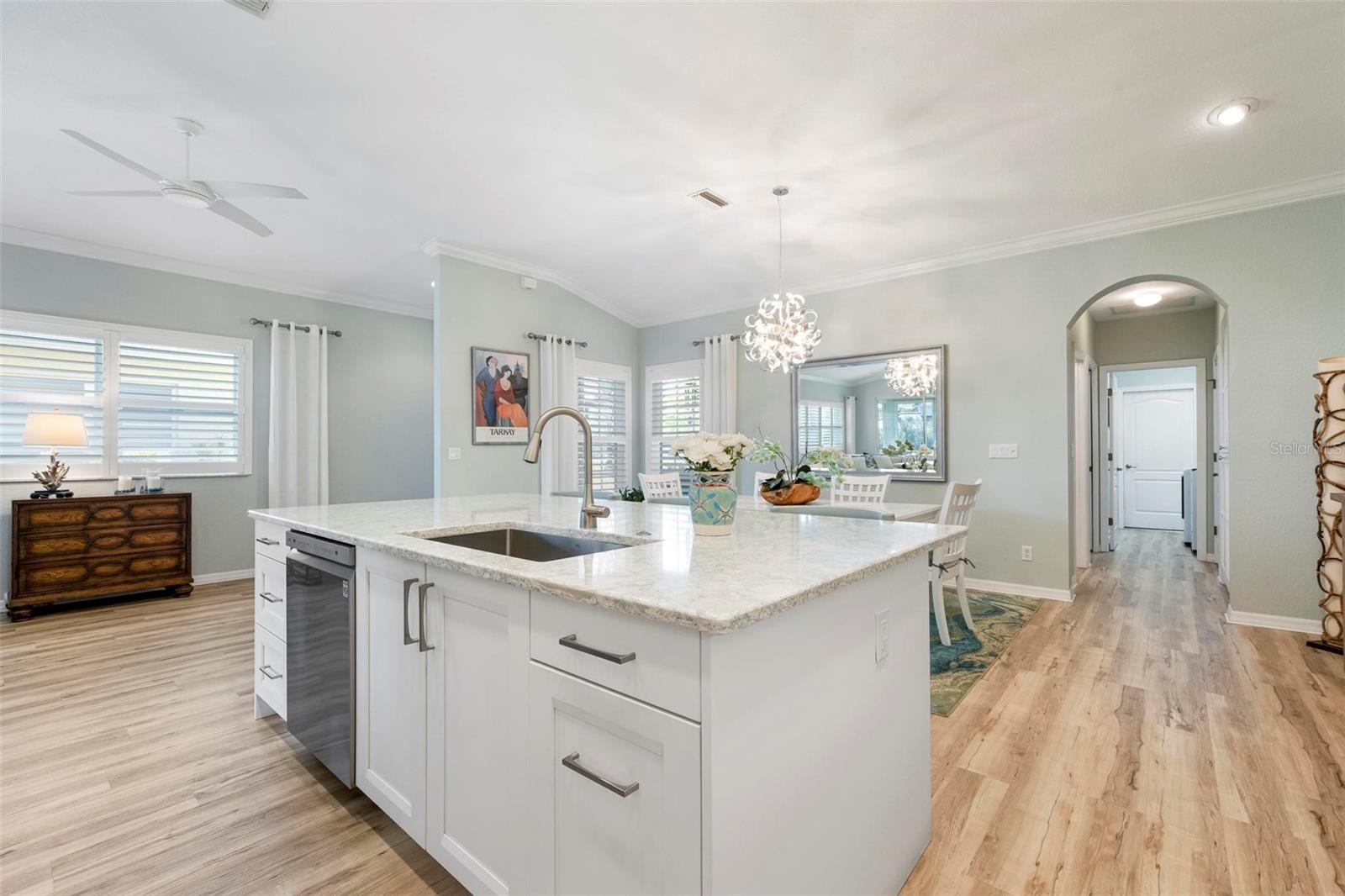 VISTA DEL LAGO - Residential