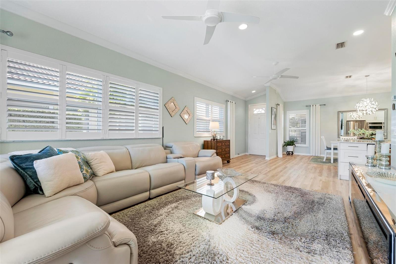 VISTA DEL LAGO - Residential