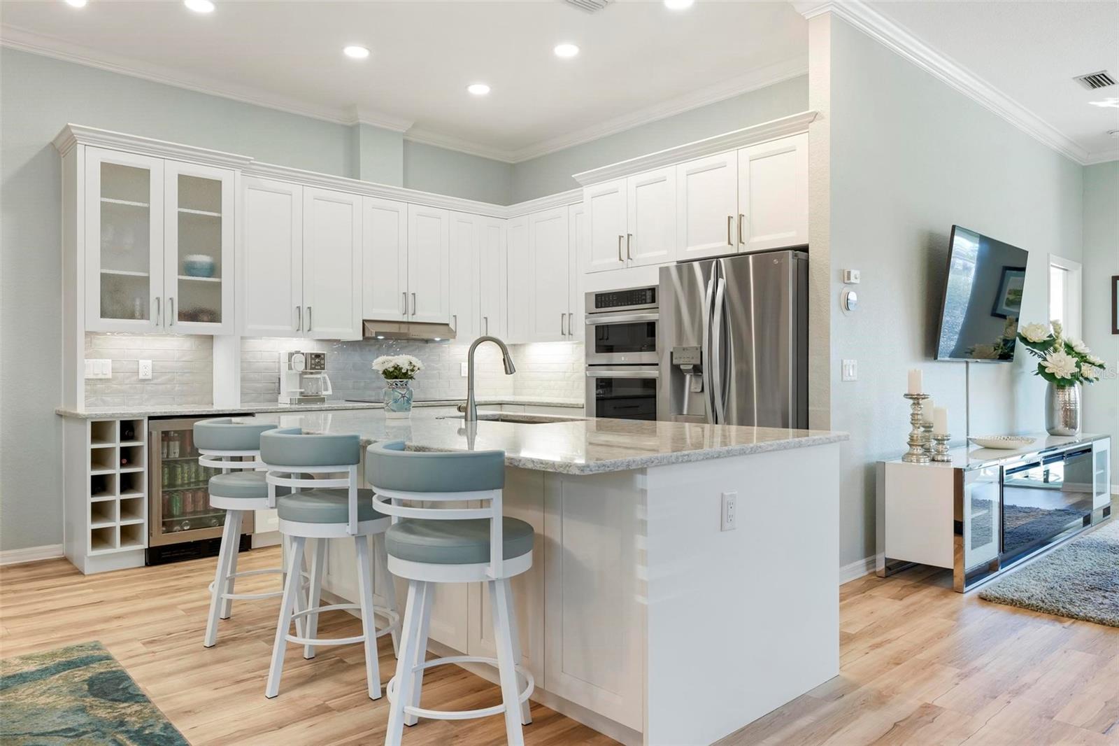 VISTA DEL LAGO - Residential