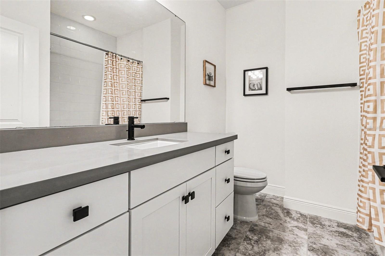 LAUREATE PARK - Residential