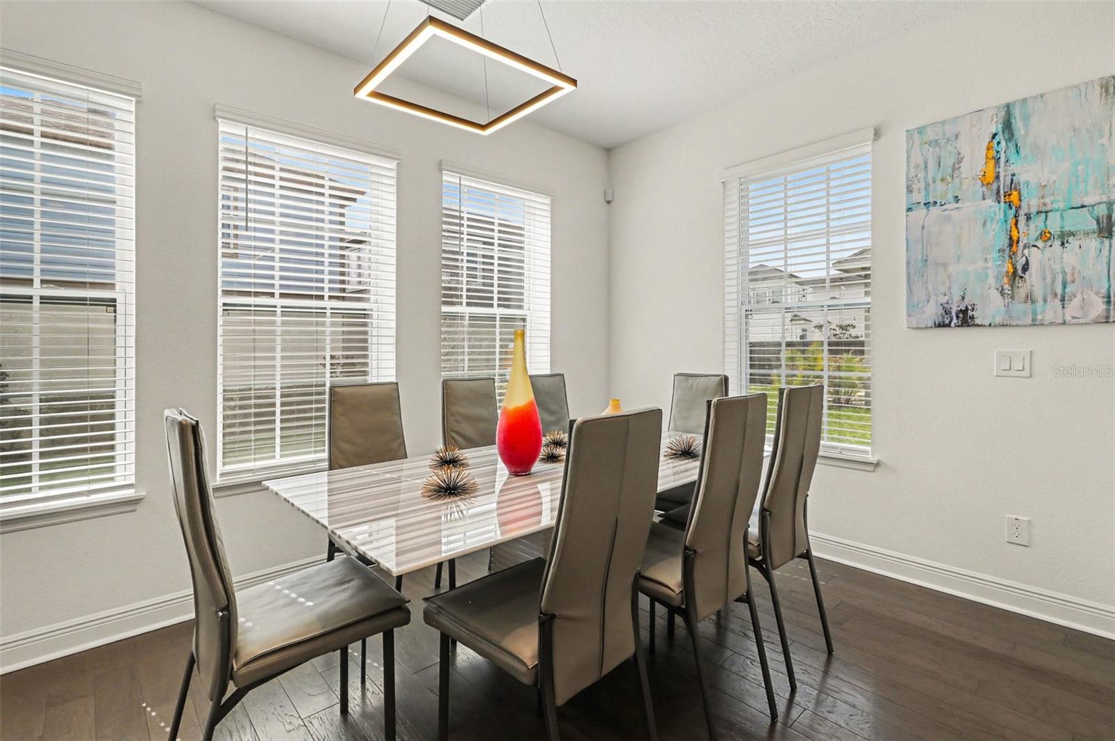 LAUREATE PARK - Residential