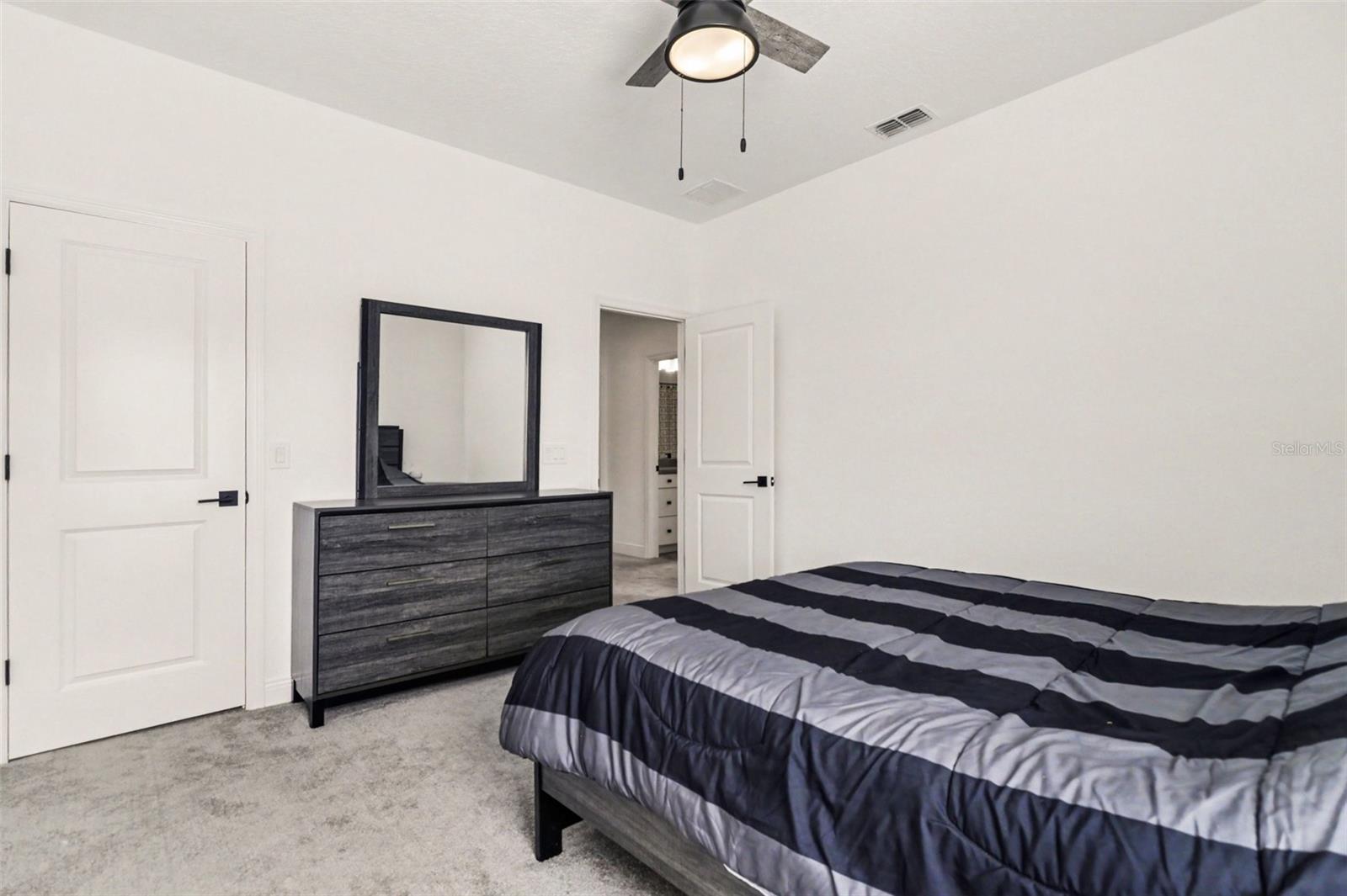 LAUREATE PARK - Residential