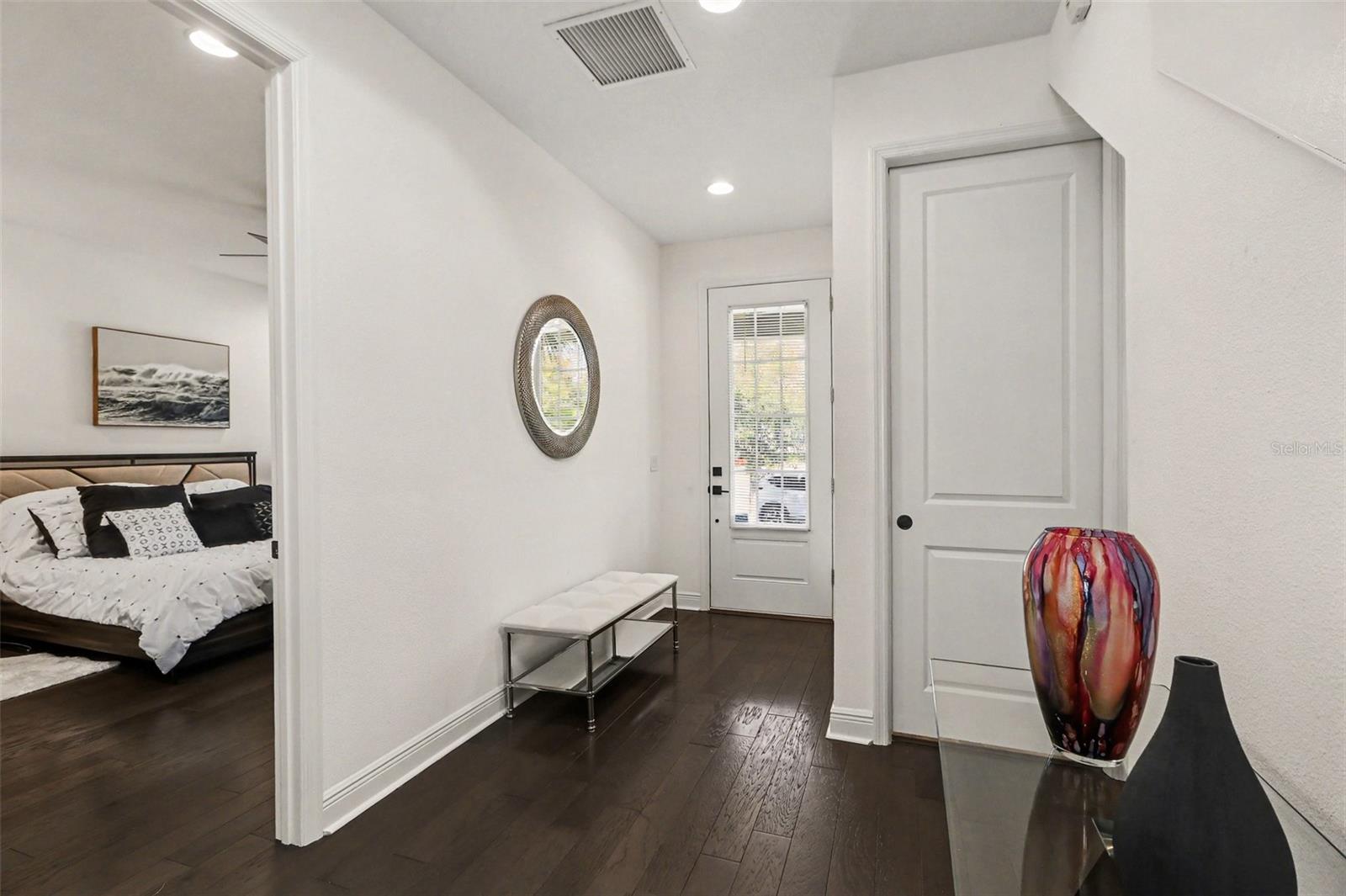 LAUREATE PARK - Residential