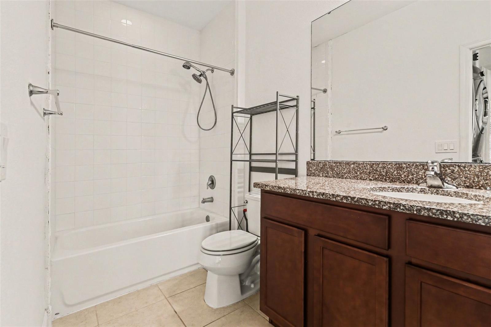 LAUREATE PARK - Residential