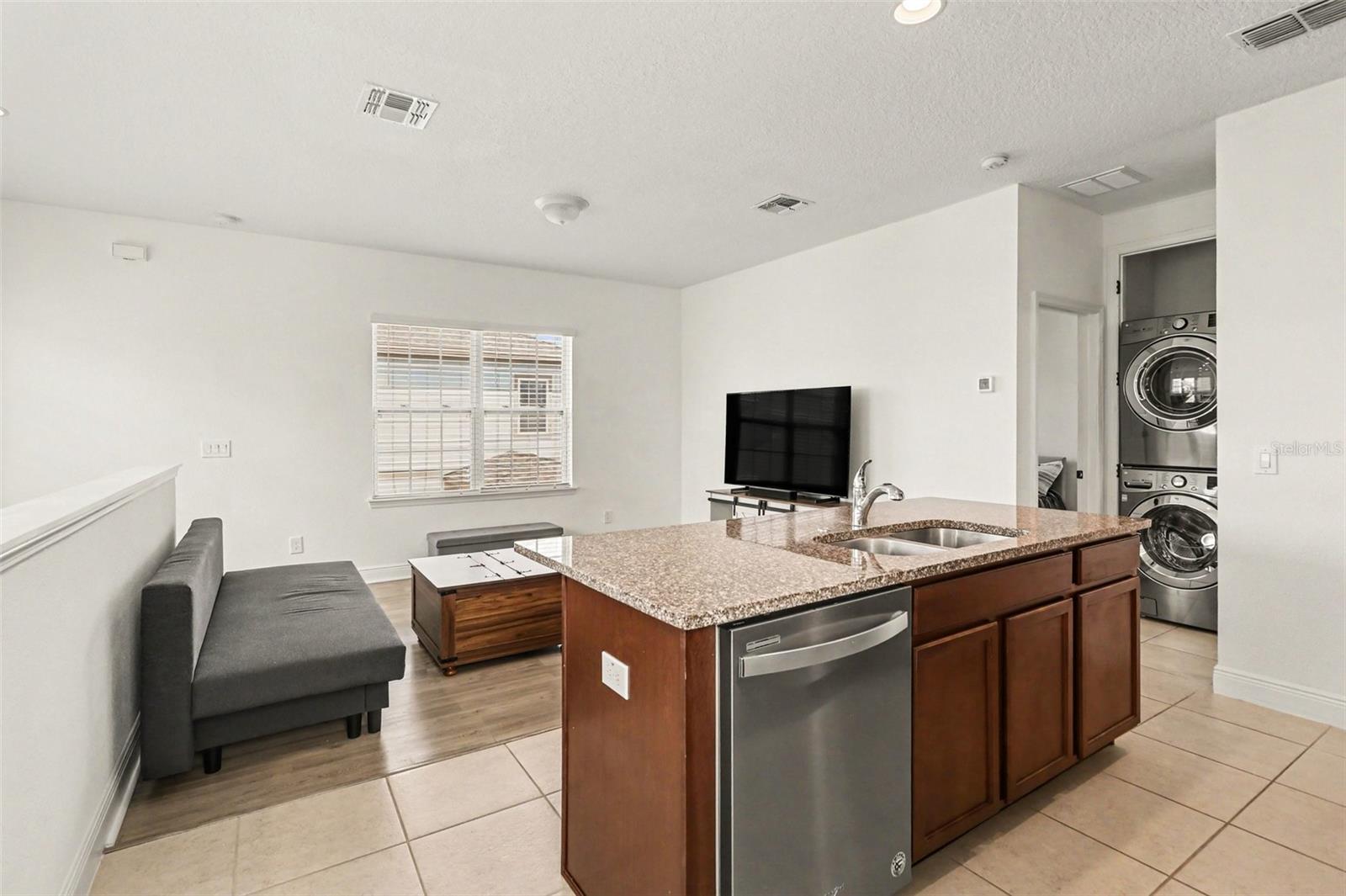 LAUREATE PARK - Residential