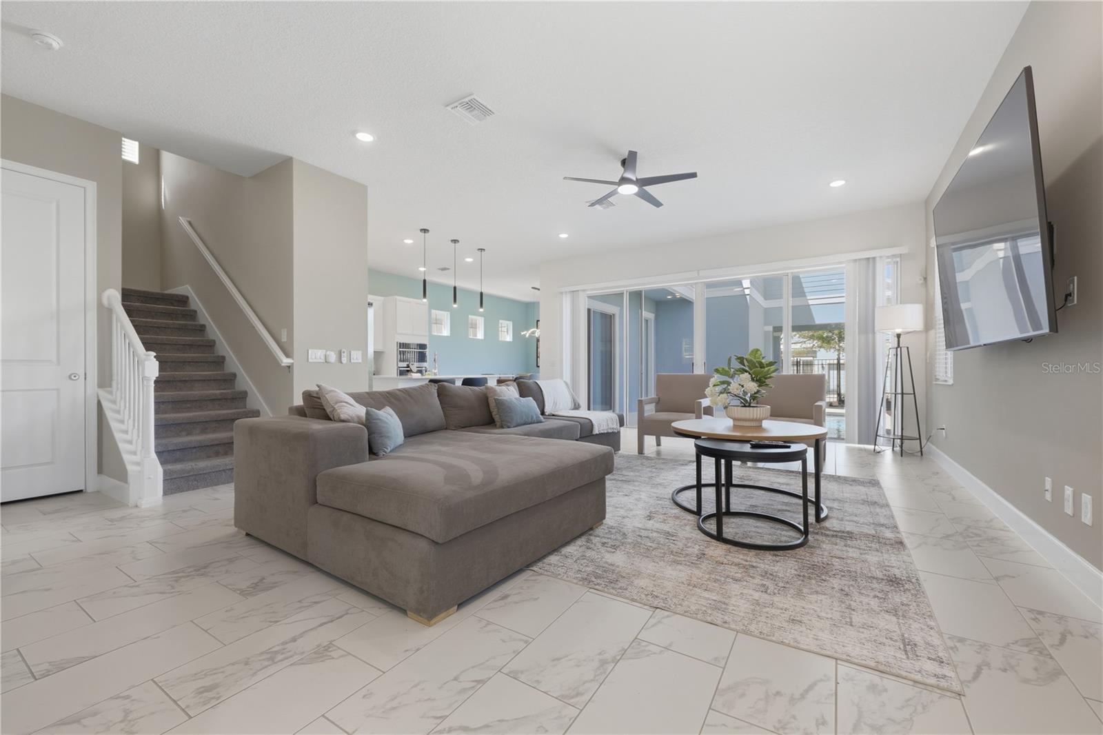 1428 REUNION BOULEVARD