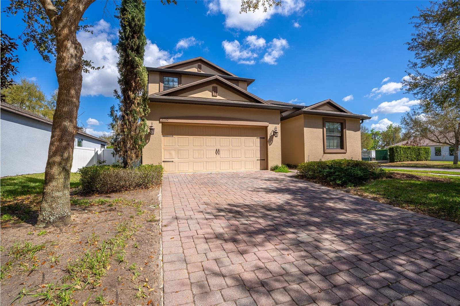 ALEXANDER RDG - Residential