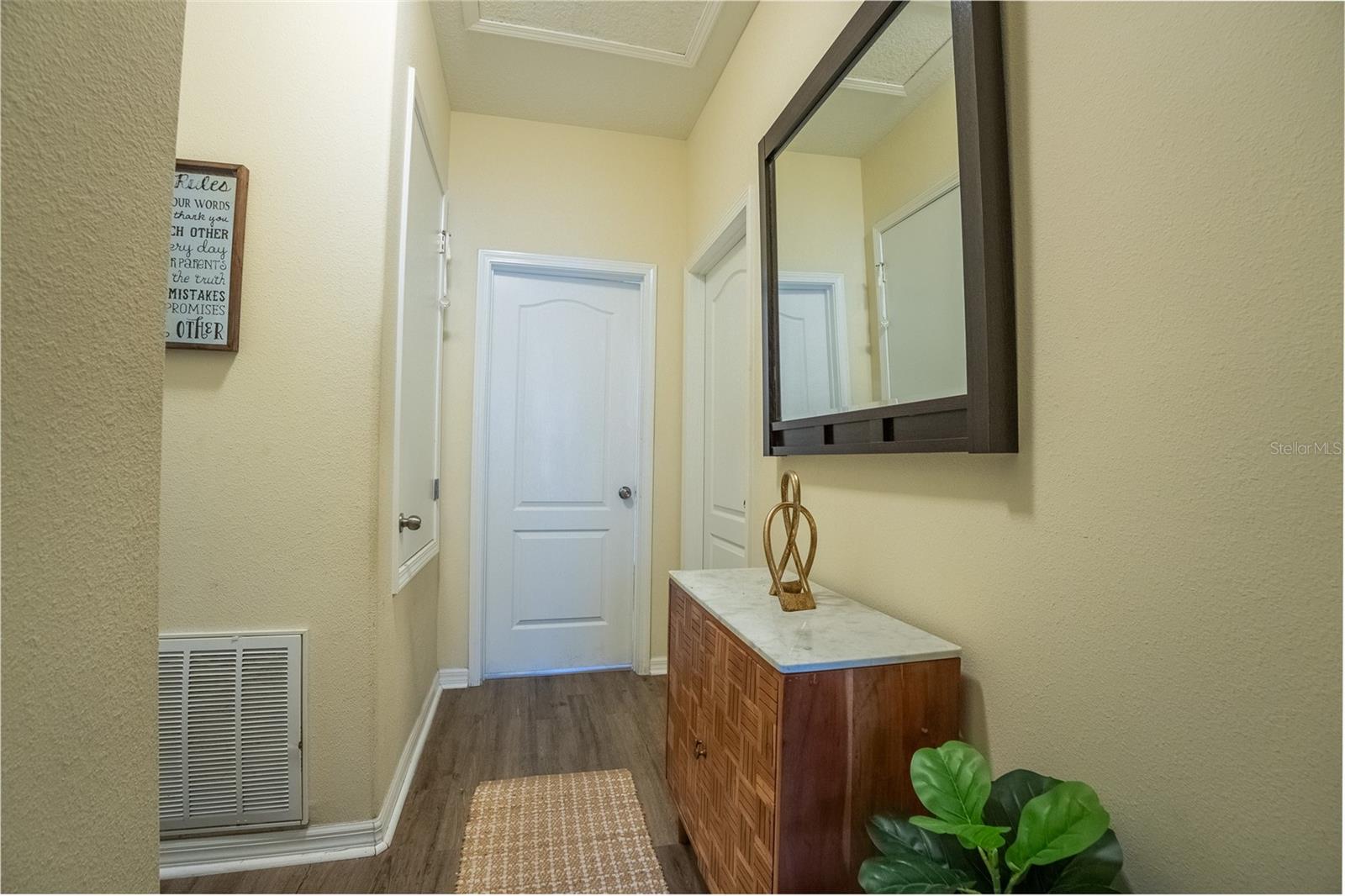 ALEXANDER RDG - Residential