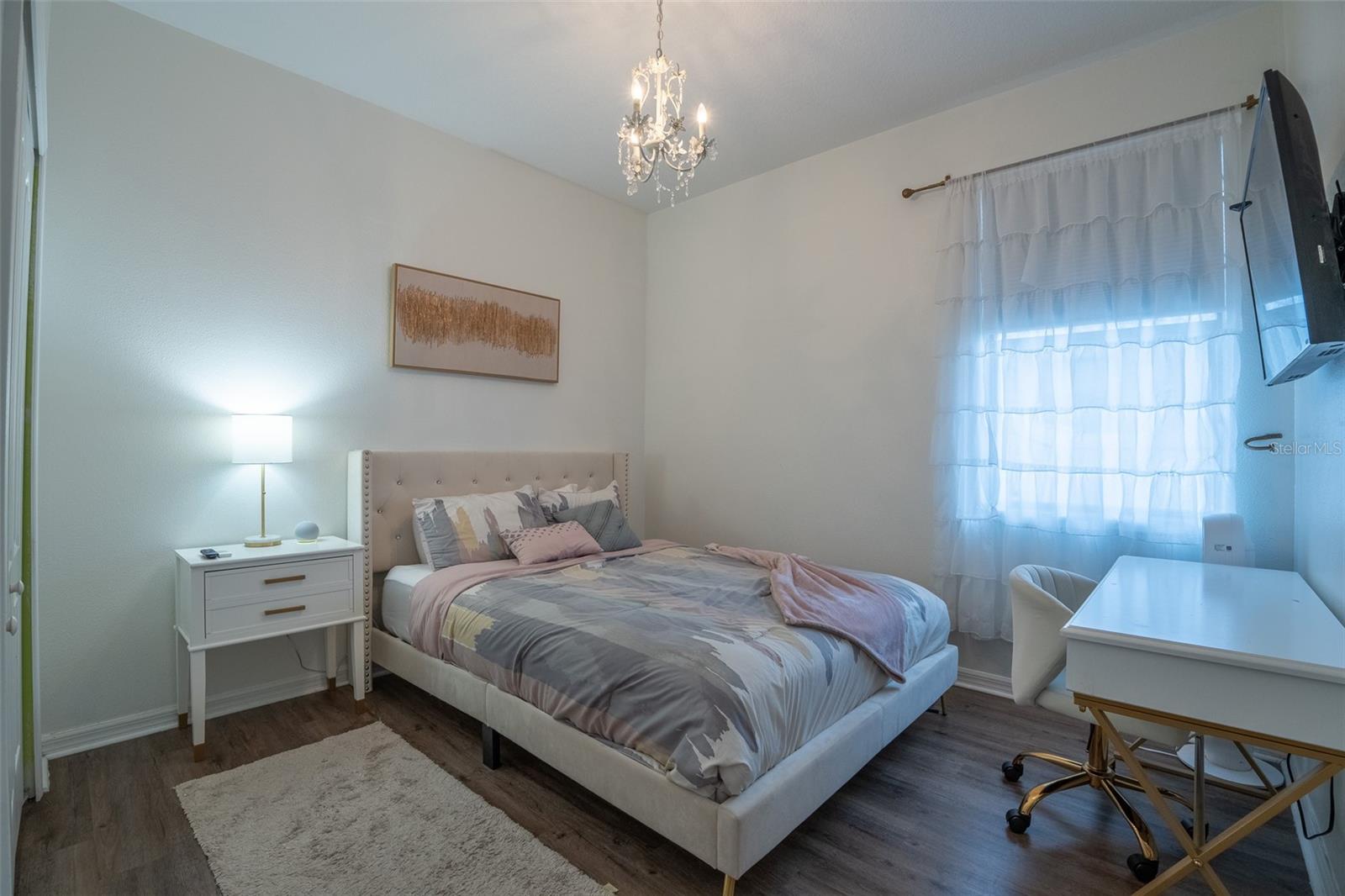 ALEXANDER RDG - Residential