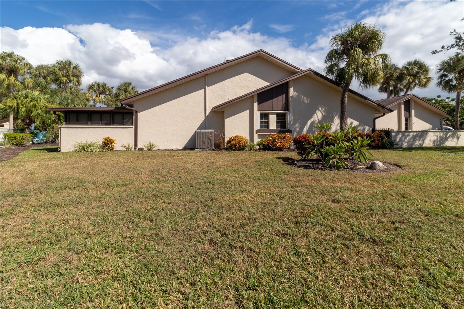 THE VILLAS AT EL CONQUISTADOR - Residential