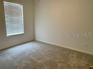 EDGEWATER AT GRAND OAKS PH 02 - Residential Lease