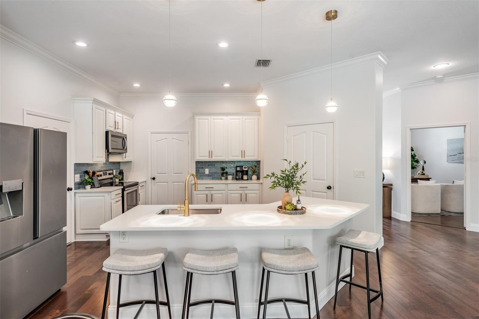 ANITA SUB - Residential