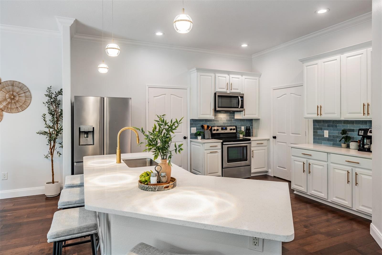 ANITA SUB - Residential