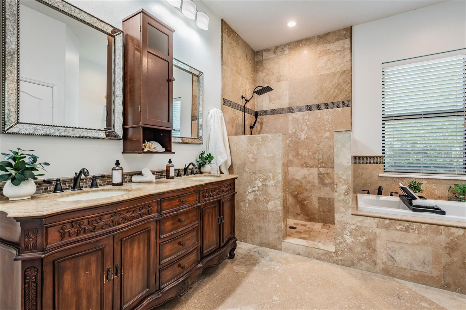 ANITA SUB - Residential