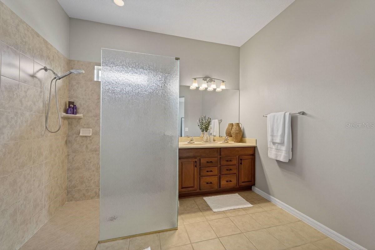 CHELSEA PLACE PH 01 - Residential