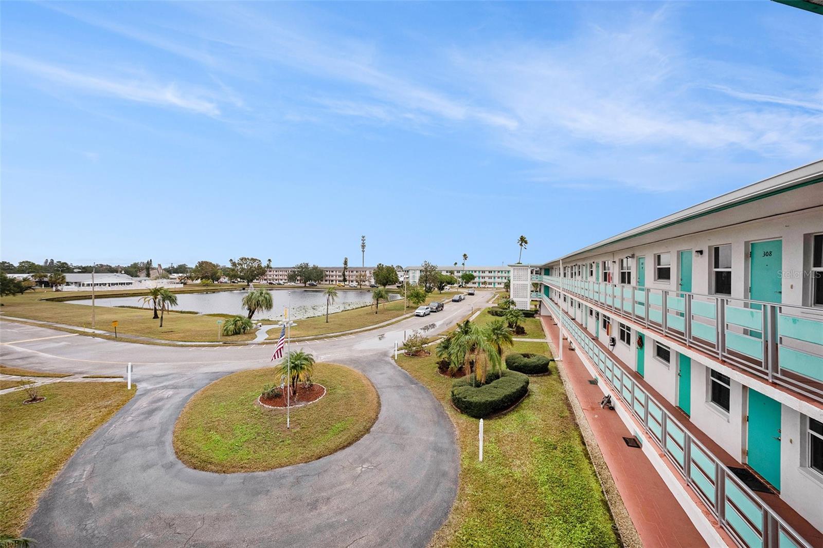 TOWN APTS CONDO - Residential