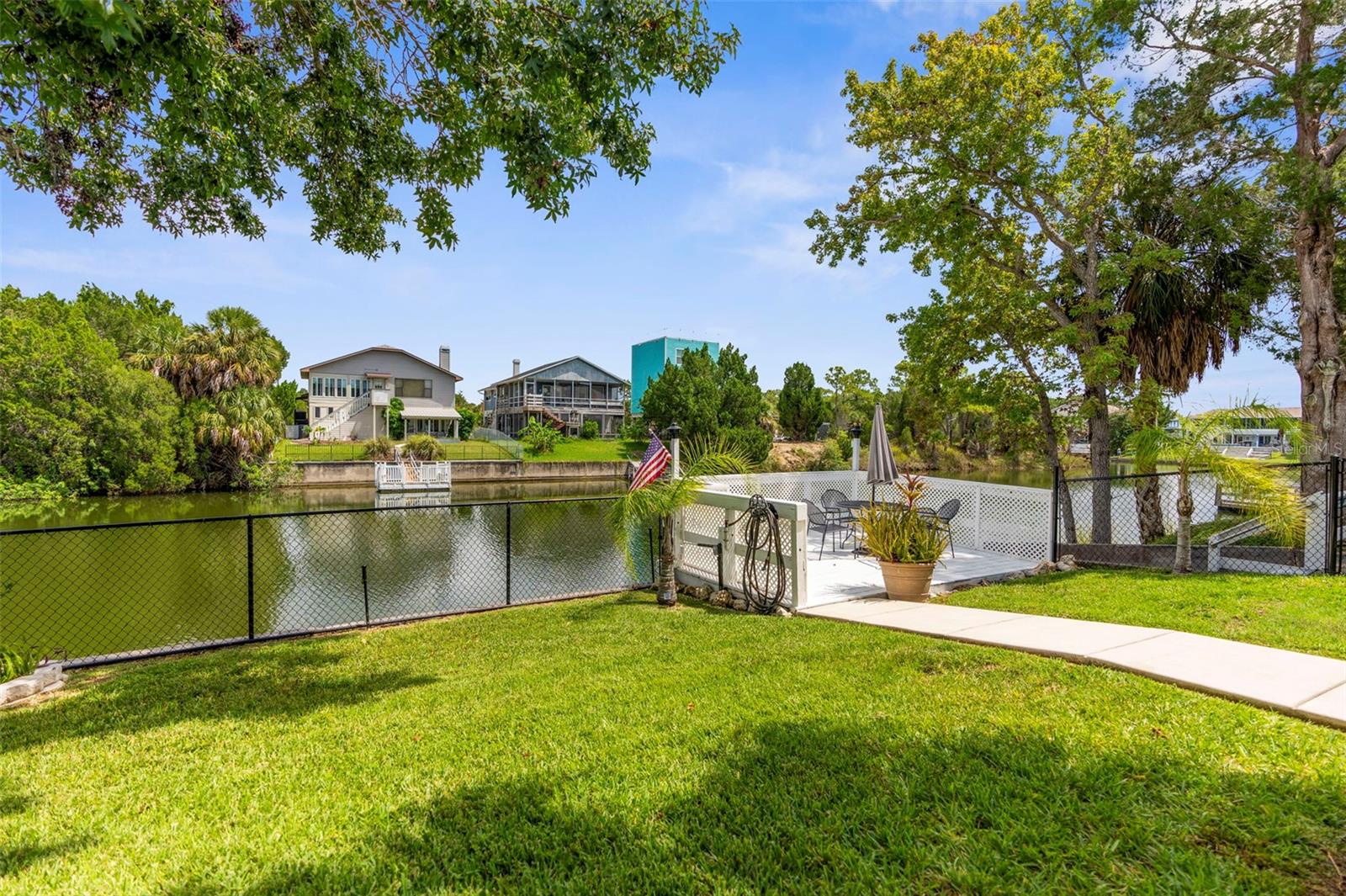 HERNANDO BEACH - Residential