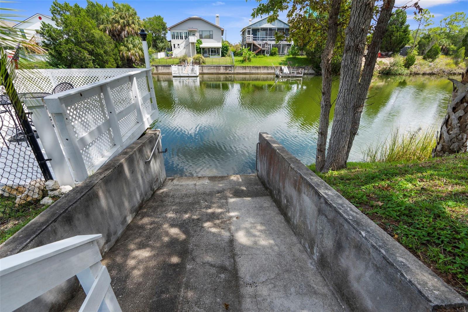 HERNANDO BEACH - Residential