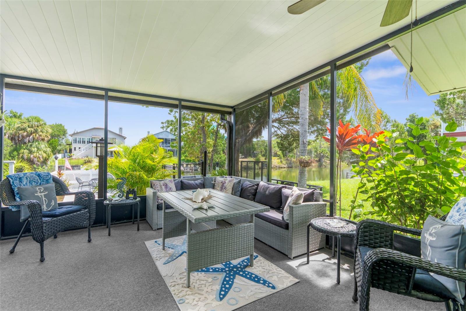 HERNANDO BEACH - Residential