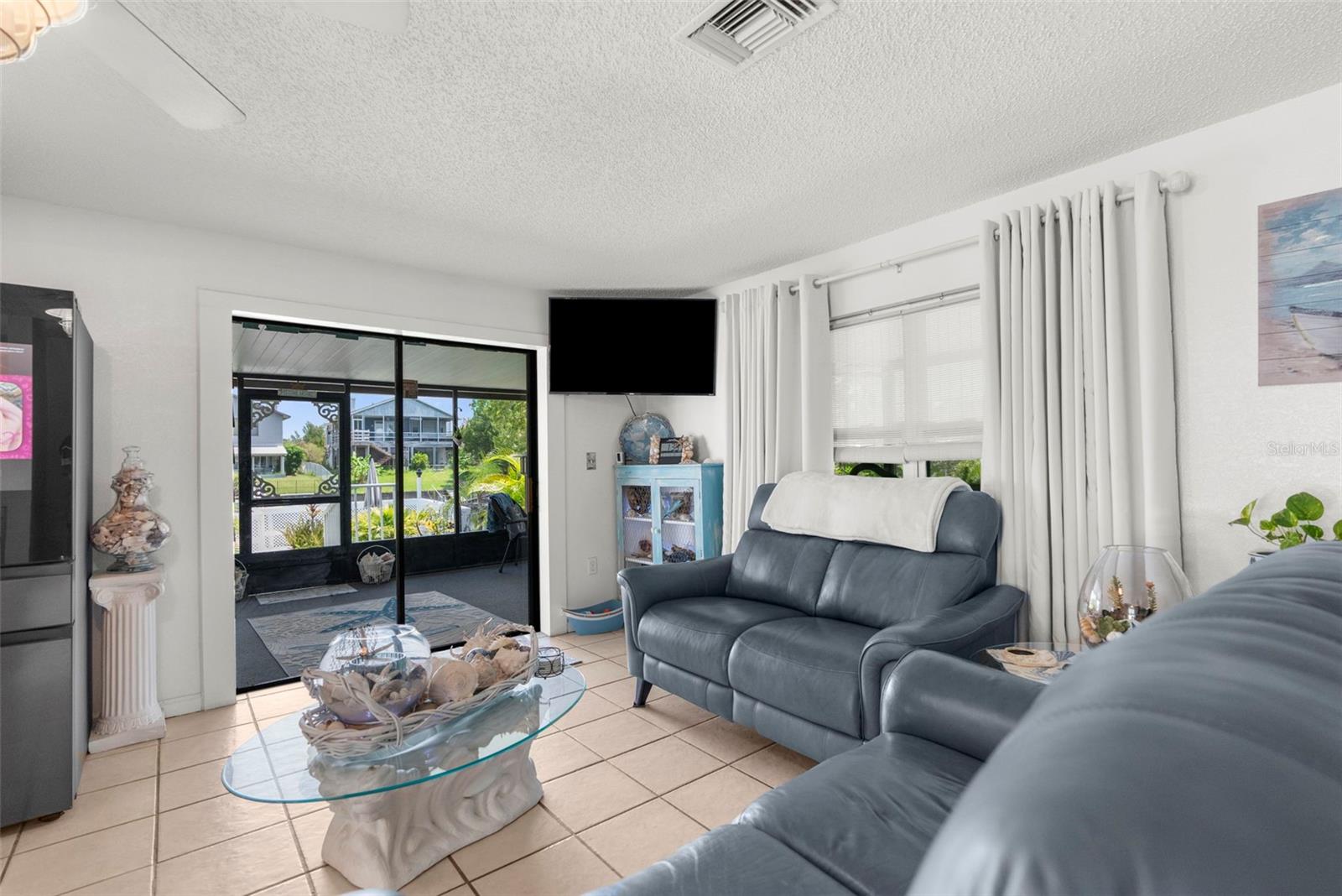 HERNANDO BEACH - Residential