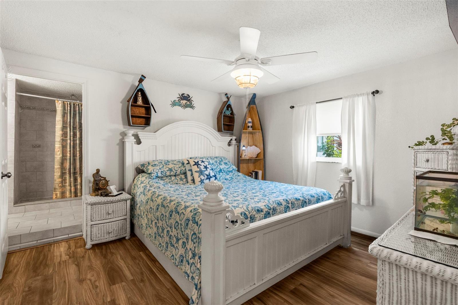 HERNANDO BEACH - Residential