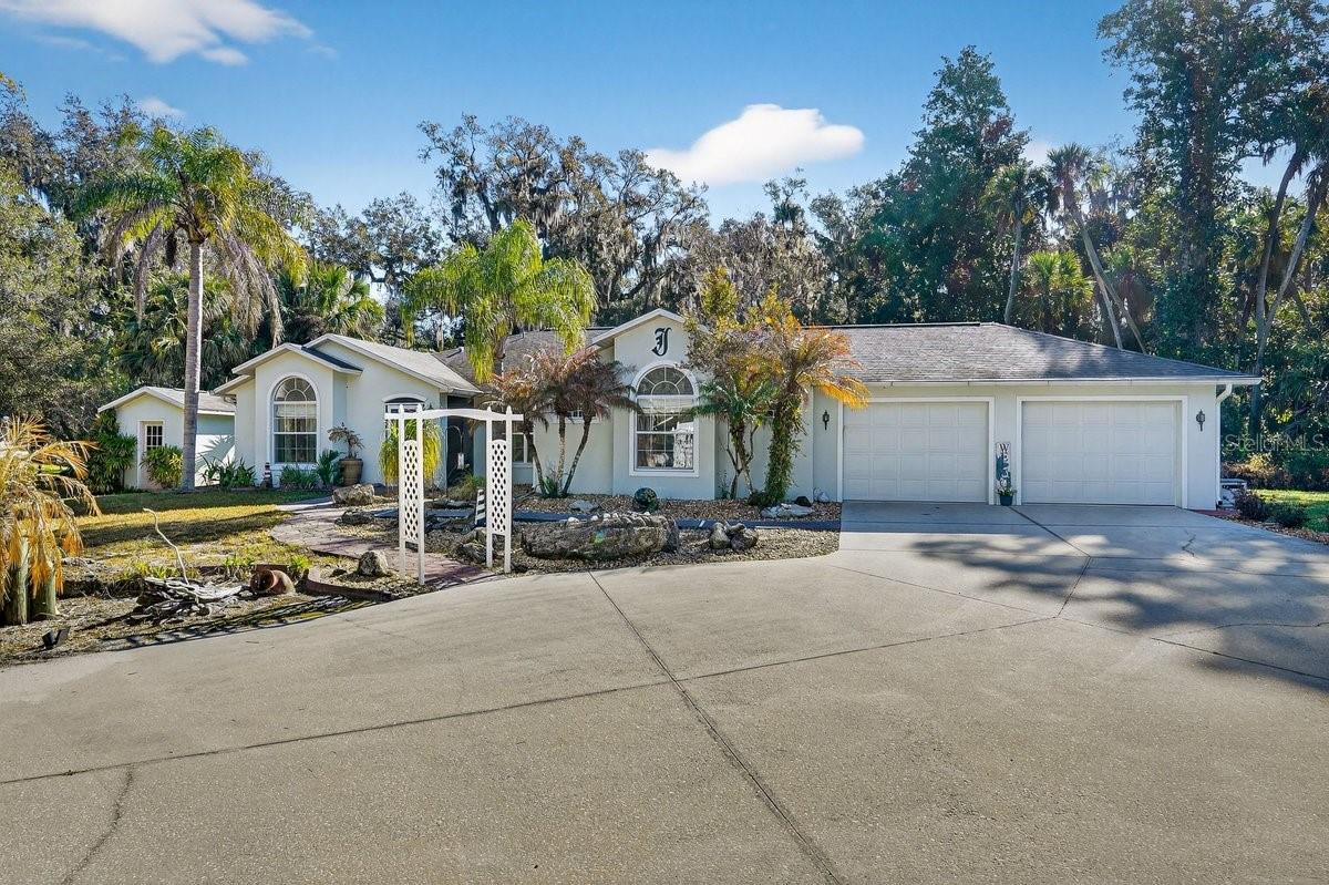 2576 SHILO GLYNN LANE