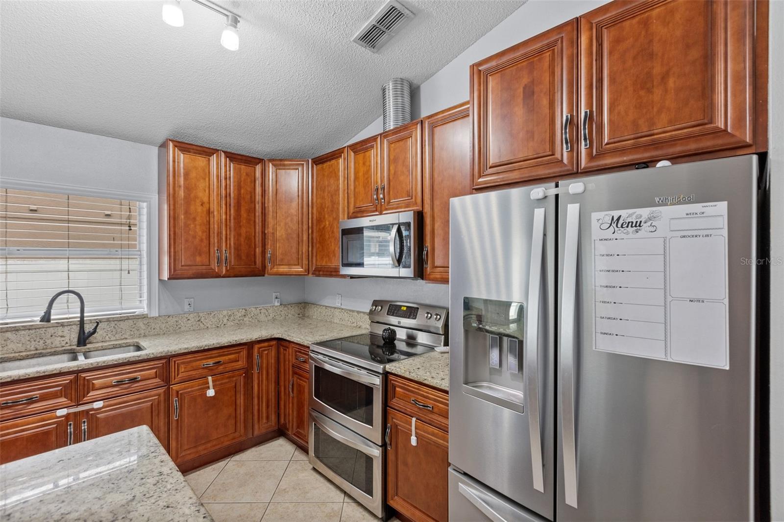 CROSS CREEK PH 02 - Residential