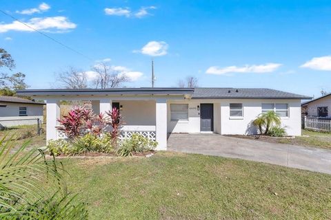 Photo of 4495 Brooke Street, Orlando, FL 32811 (MLS # O6377385)