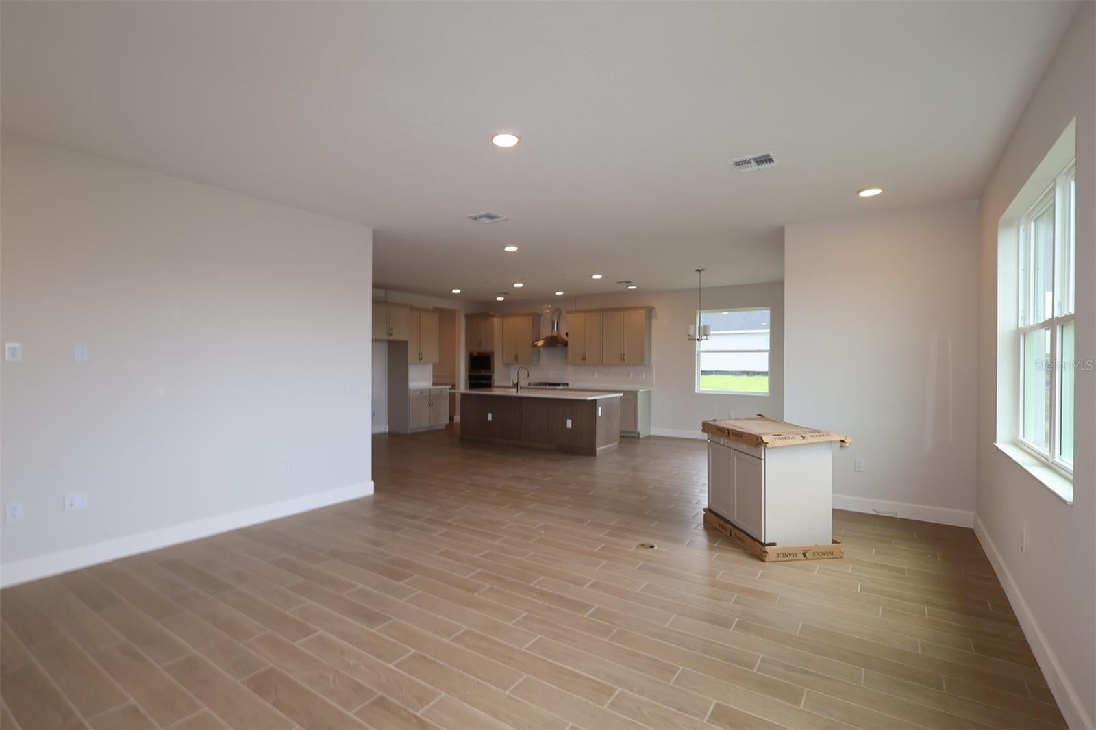 3209 WOLF LAKE AVENUE